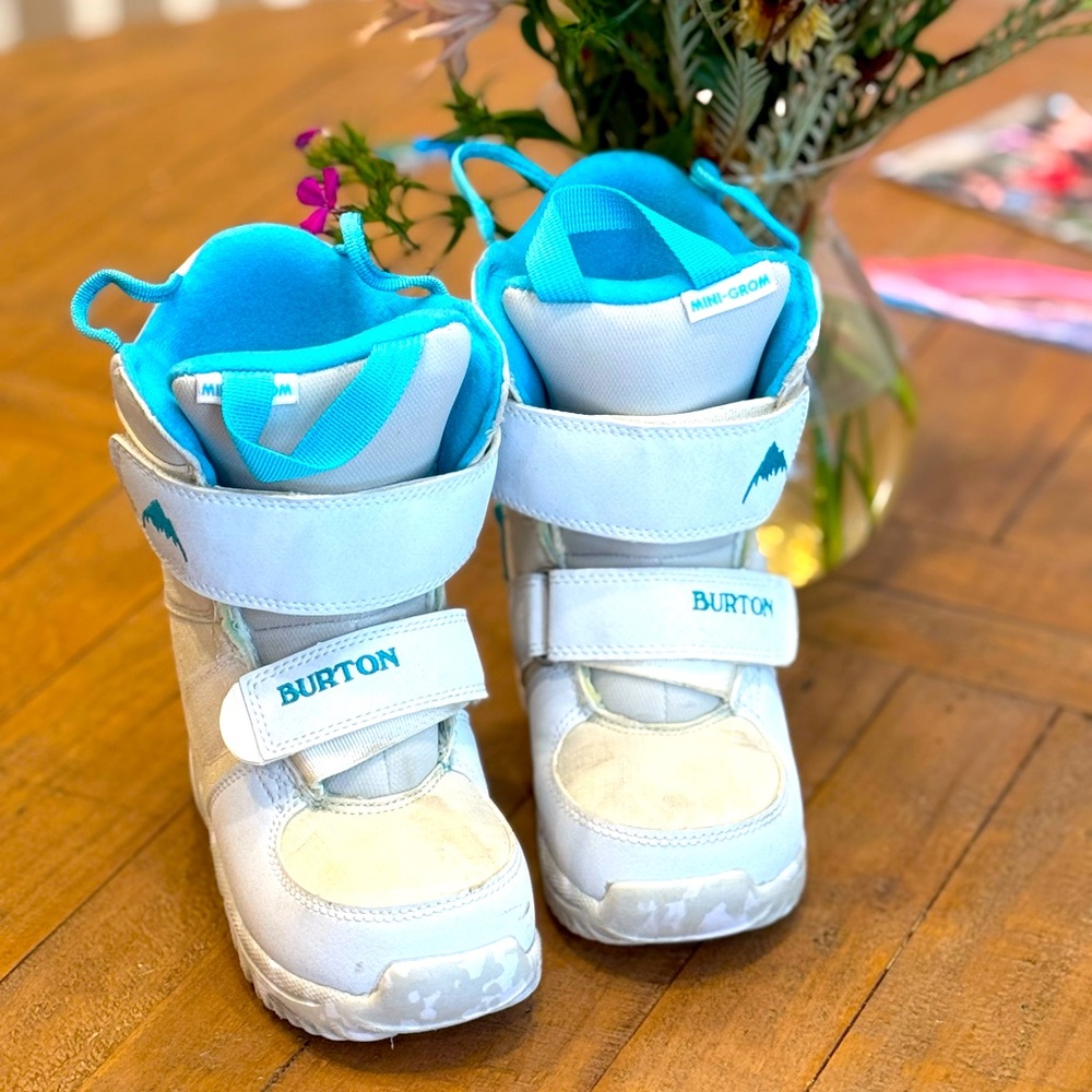 Burton snowboard boots